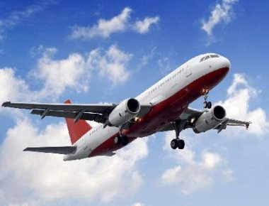 Αυτός είναι ο πραγματικός λόγος που πρέπει να κλείνετε το κινητό την ώρα της πτήσης (φωτό)